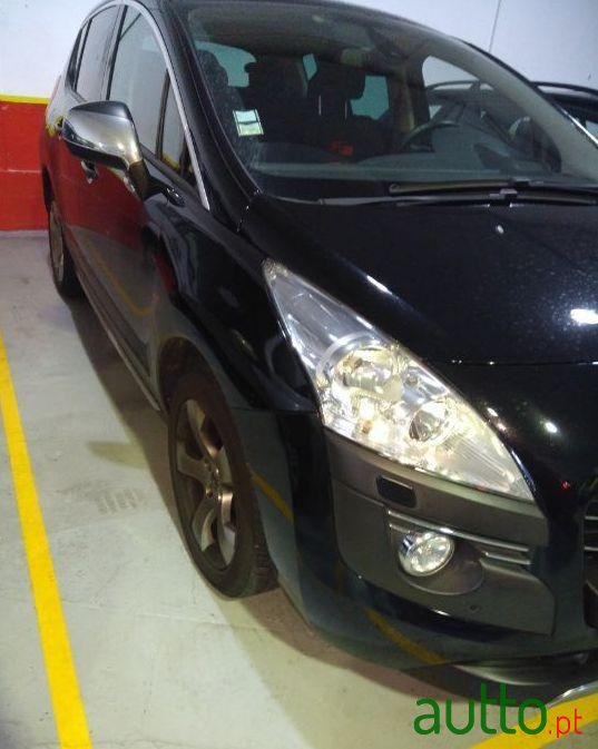 2010' Peugeot 3008 photo #1