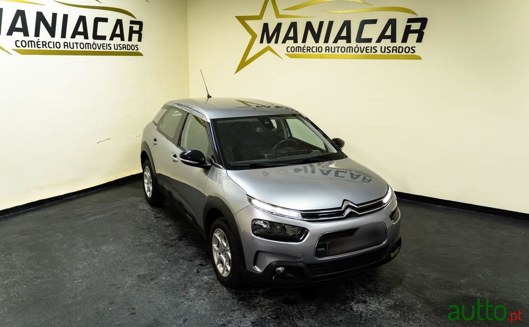 2019' Citroen C4 Cactus photo #3