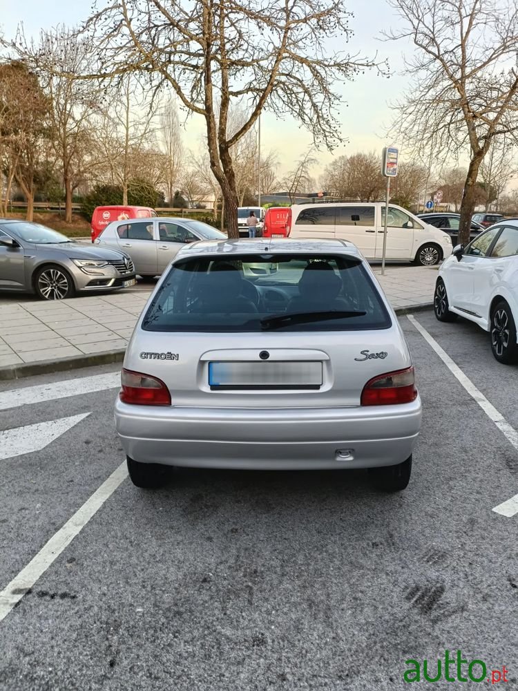 2002' Citroen Saxo 1.1I Sx photo #2