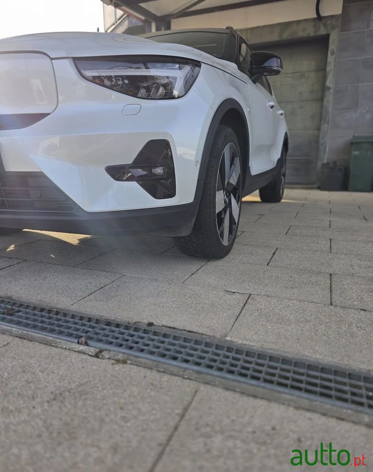 2023' Volvo Xc 40 Recharge Ultimate photo #5