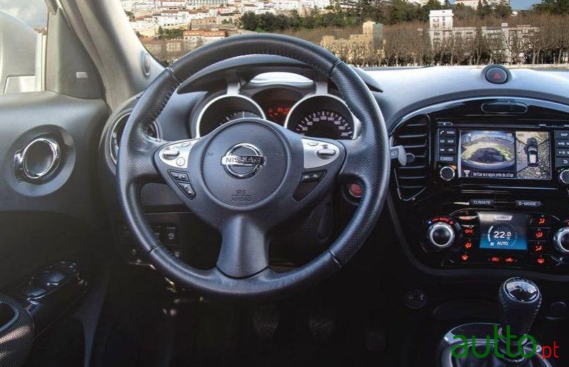 2015' Nissan Juke Tekna Premium 360 View photo #2