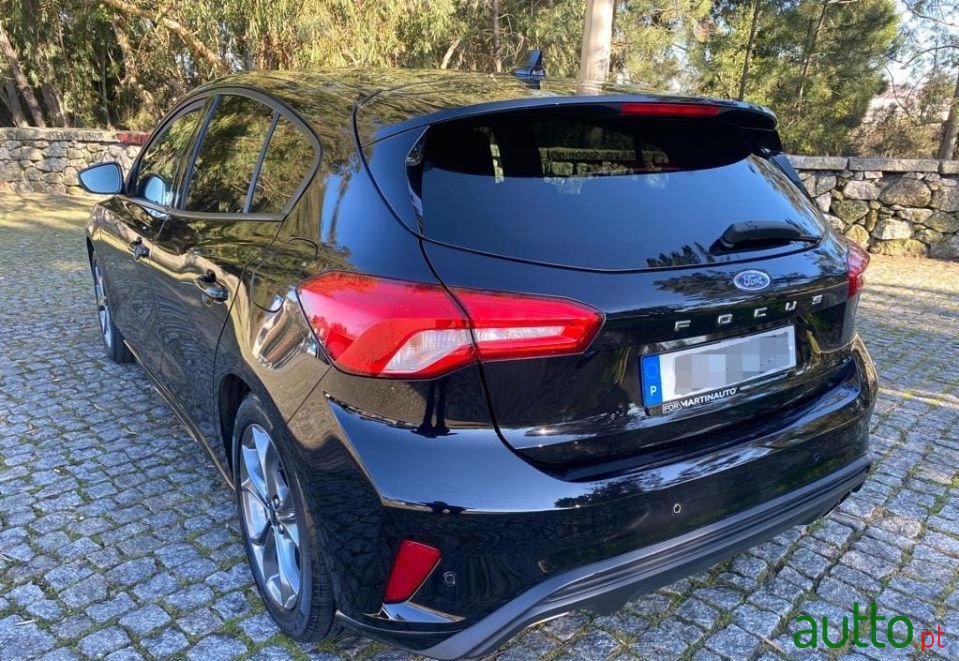 2020' Ford Focus St--Line photo #6