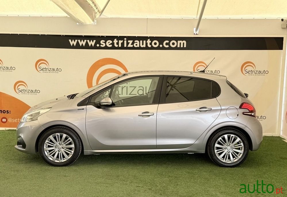 2019' Peugeot 208 photo #4