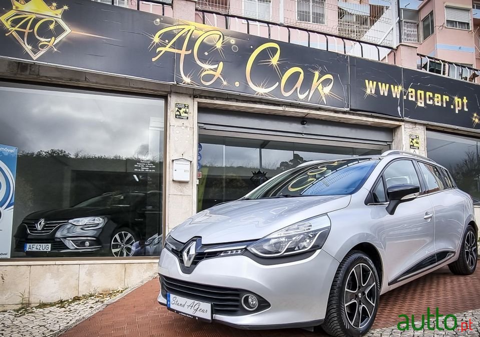 2016' Renault Clio Sport Tourer photo #1