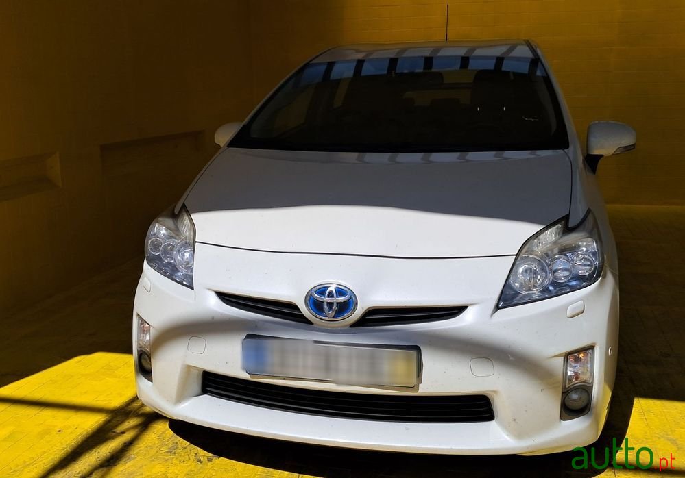 2009' Toyota Prius 1.8 photo #1