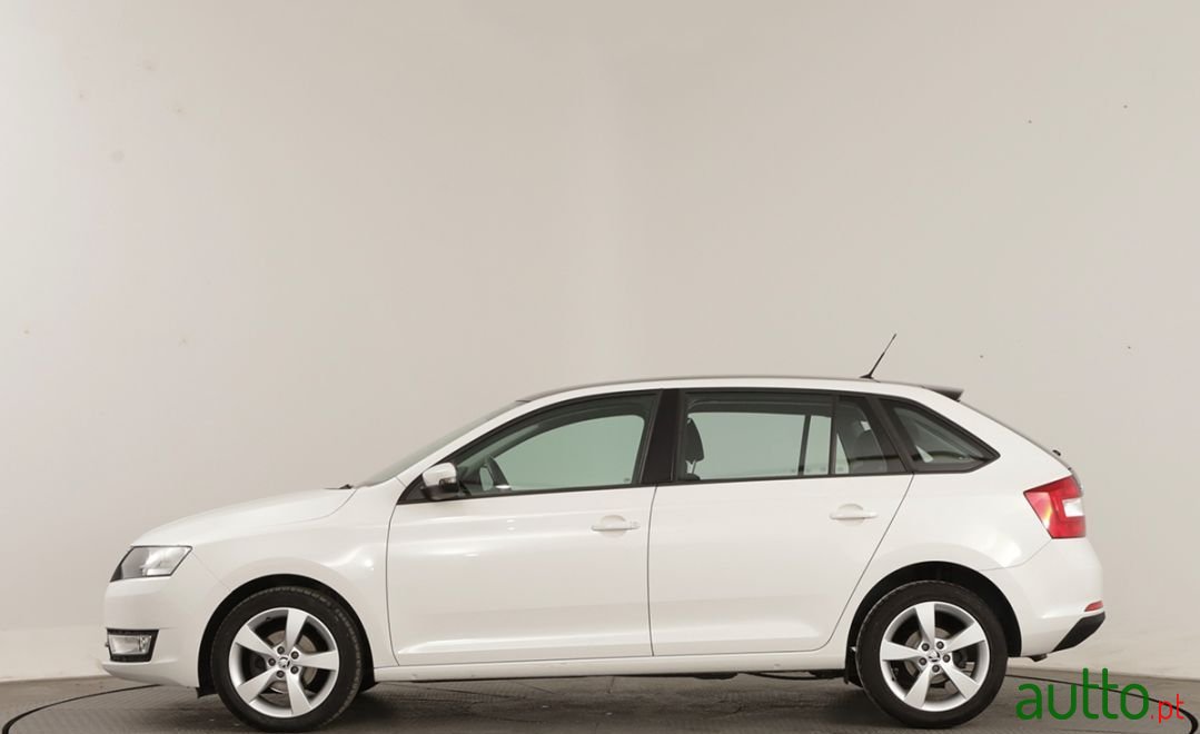 2016' Skoda Rapid Spaceback photo #4