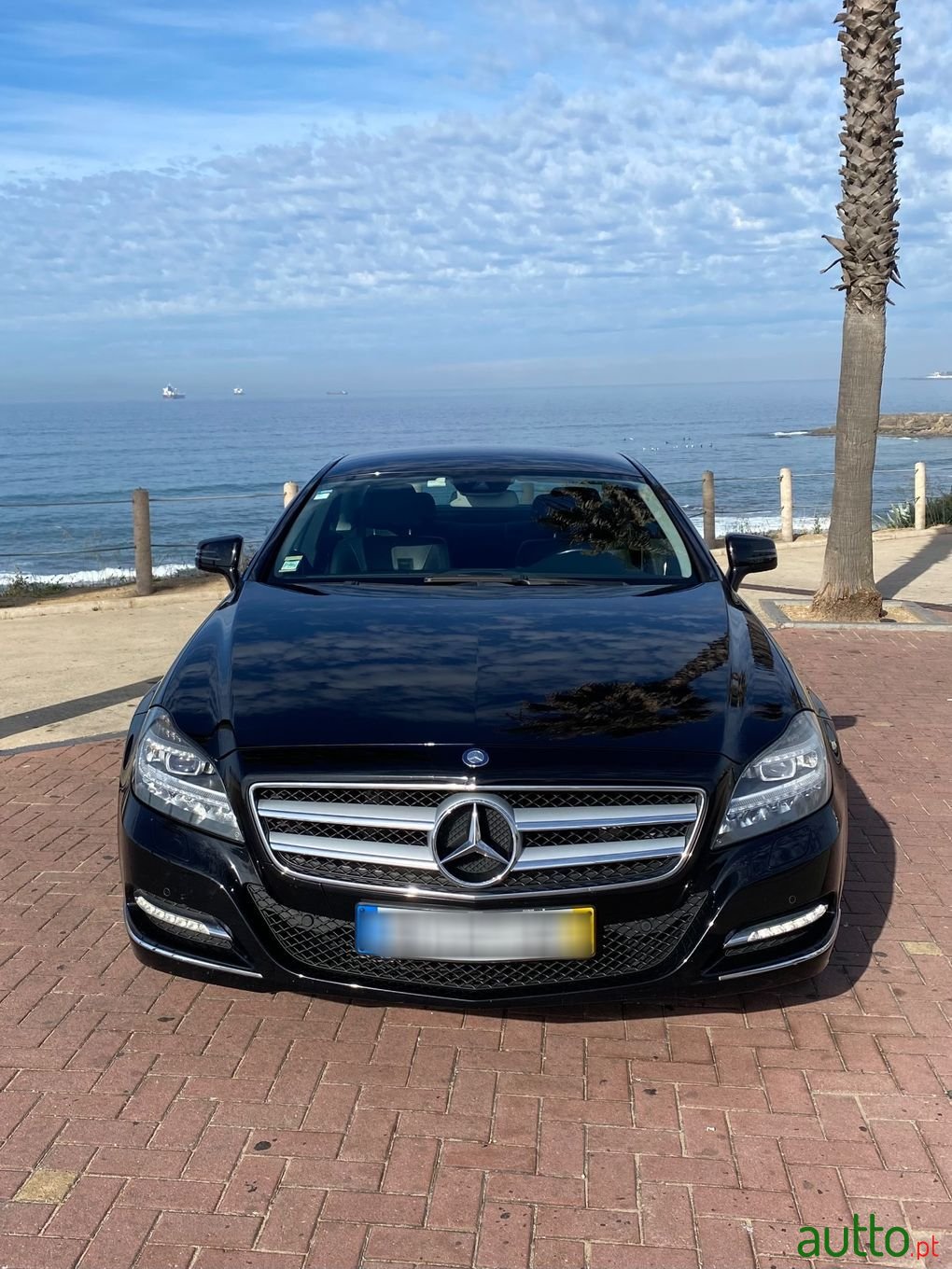 2011' Mercedes-Benz Cls-350 photo #3