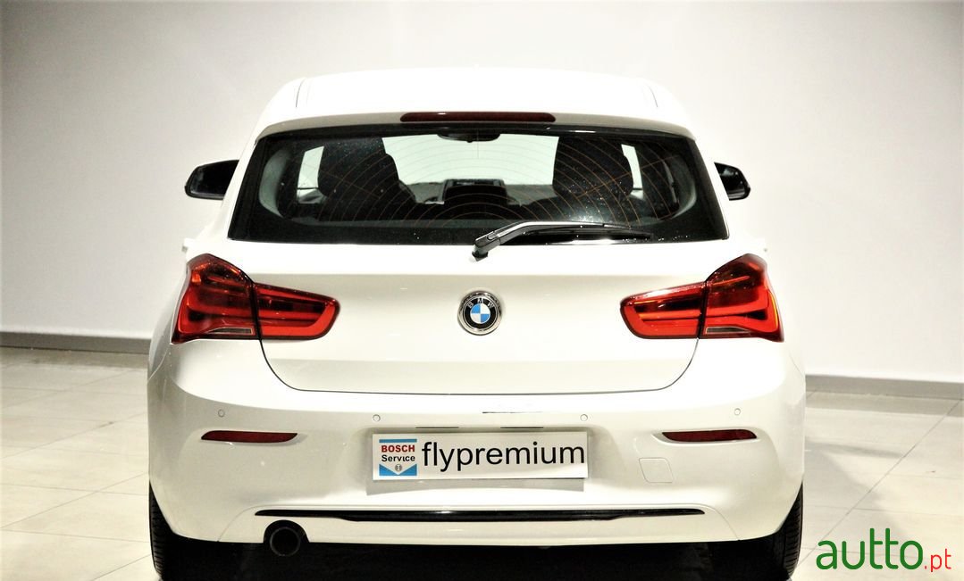 2015' BMW 116 Sport photo #5