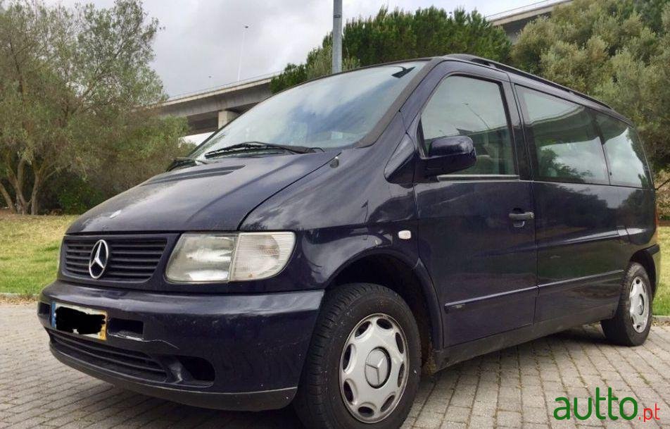 1998' Mercedes-Benz V-230 photo #3