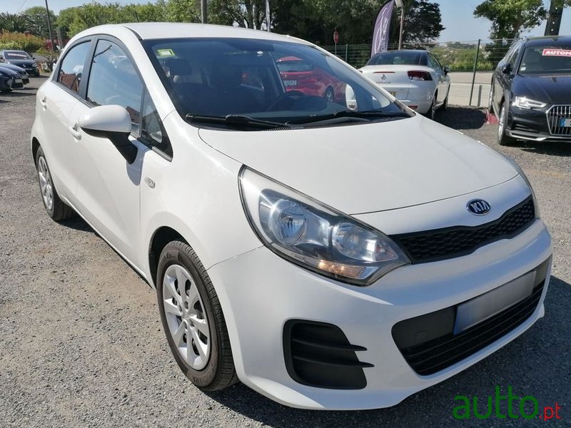 2016' Kia Rio 1.1 Crdi photo #3