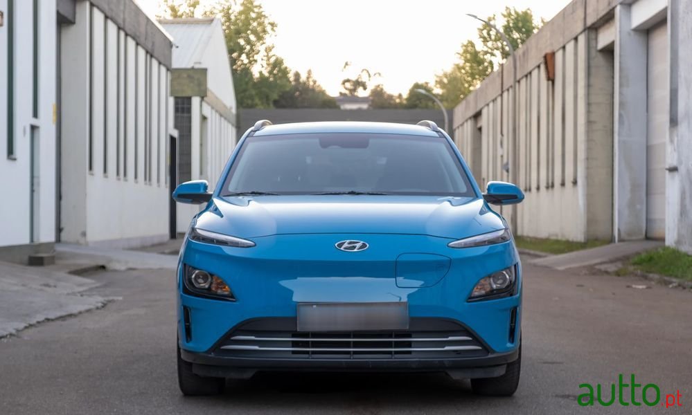 2022' Hyundai Kauai photo #2