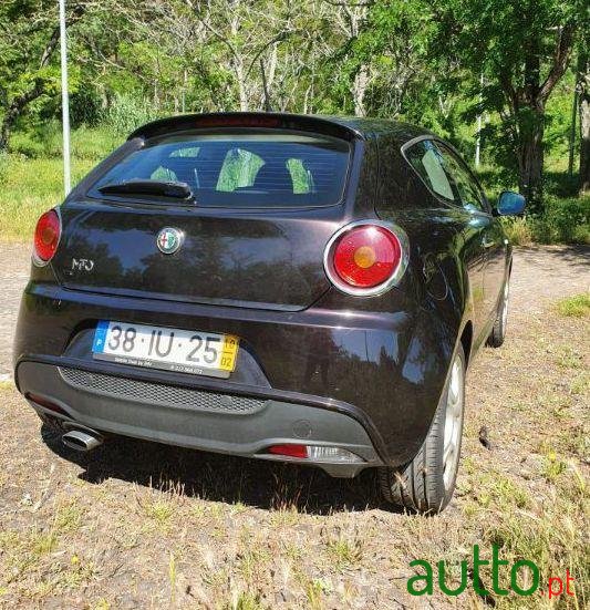 2010' Alfa Romeo MiTo 1.3 Jtd Distinctive photo #3