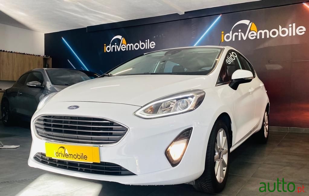 2019' Ford Fiesta photo #2