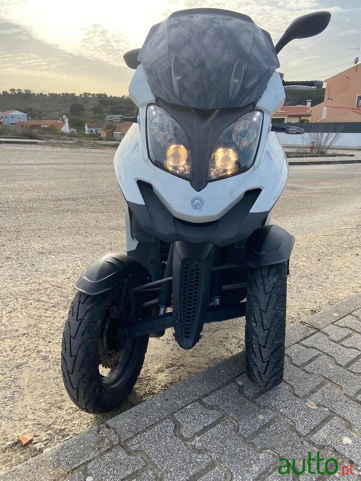 2017' Qoros 3 photo #2