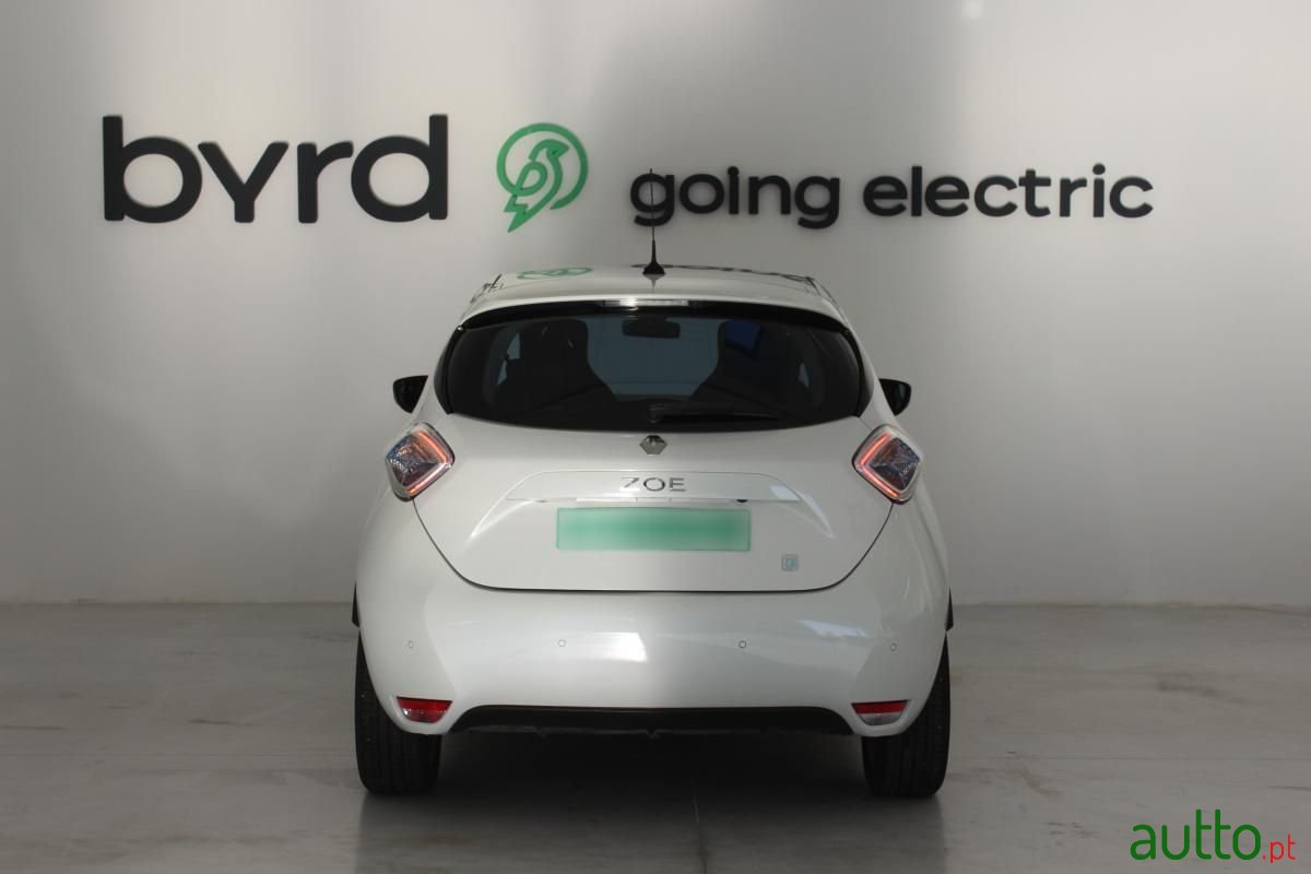 2015' Renault Zoe photo #5
