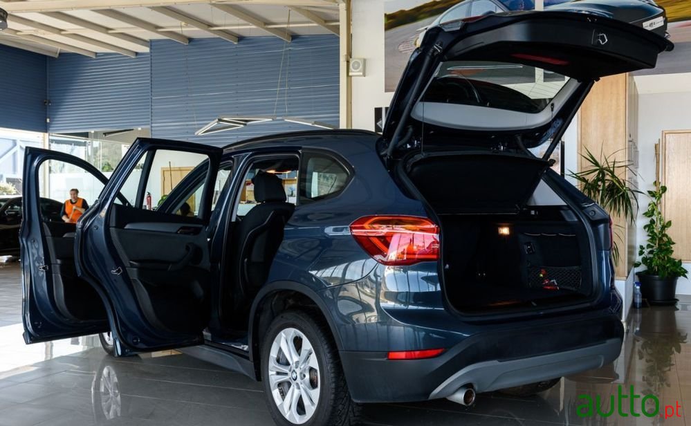 2017' BMW X1 Advantage photo #5