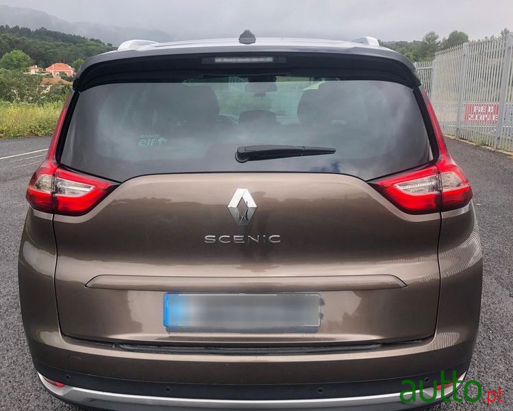 2018' Renault Scenic photo #4