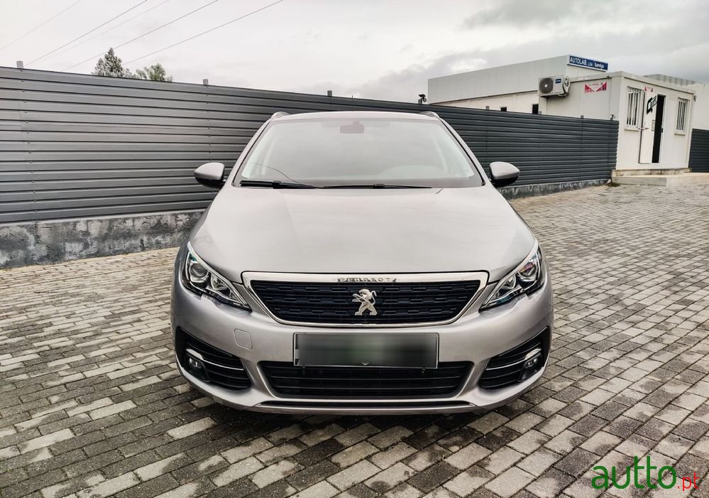 2019' Peugeot 308 Sw photo #2