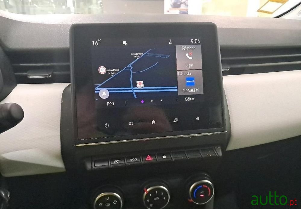 2021' Renault Clio photo #4