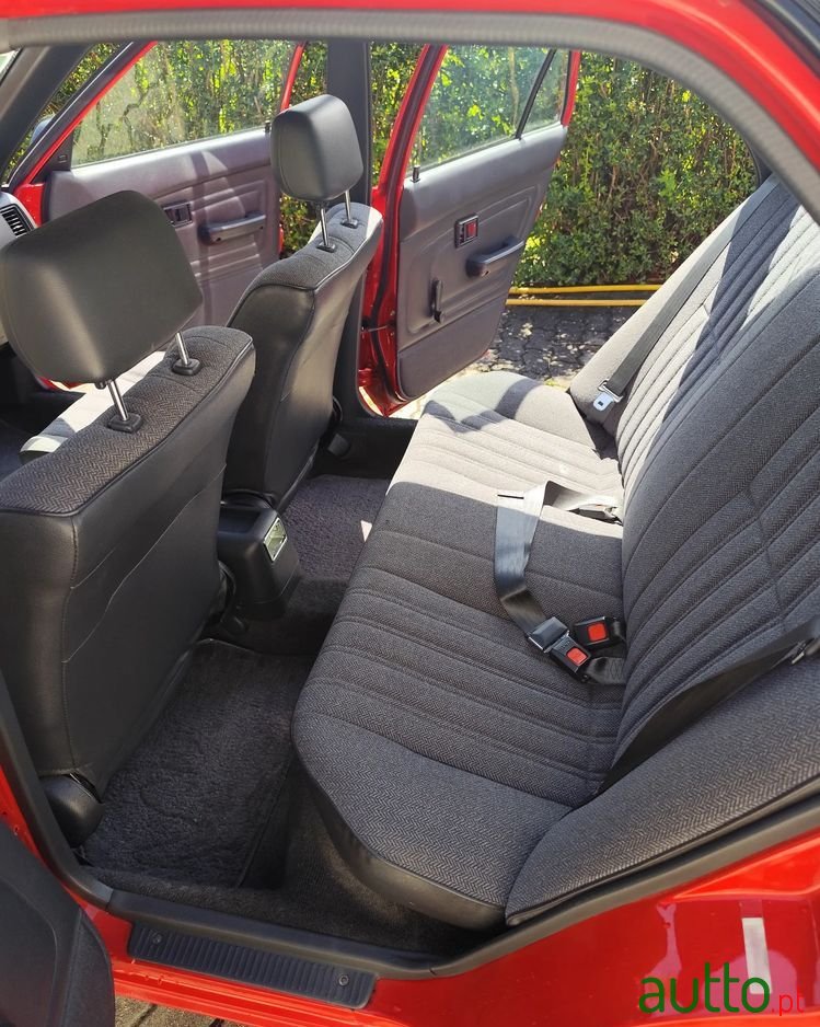 1991' Toyota Corolla Sedan 1.6 Gli Cx Aut. photo #5