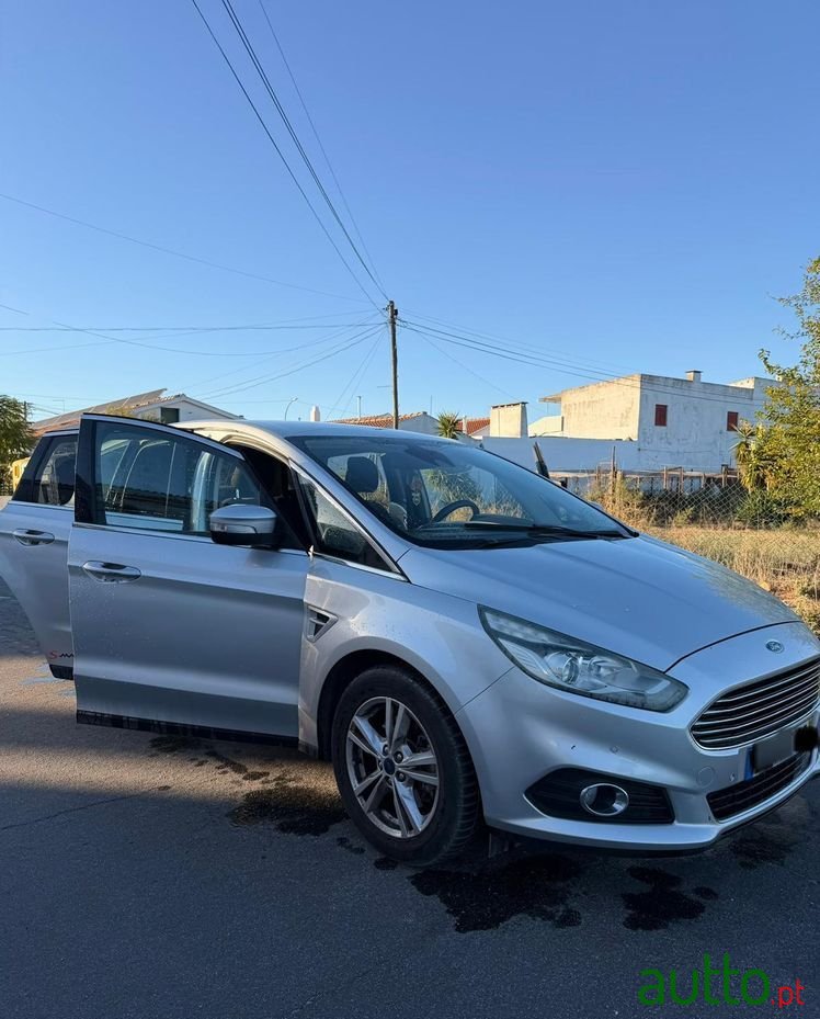 2016' Ford S-Max photo #4