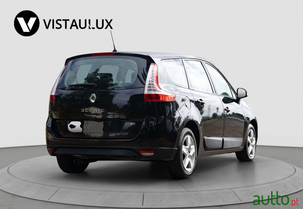 2013' Renault Grand Scenic photo #4