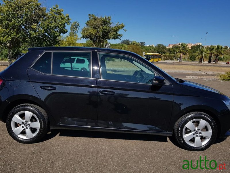 2015' Skoda Fabia 1.2 Tsi Style photo #3