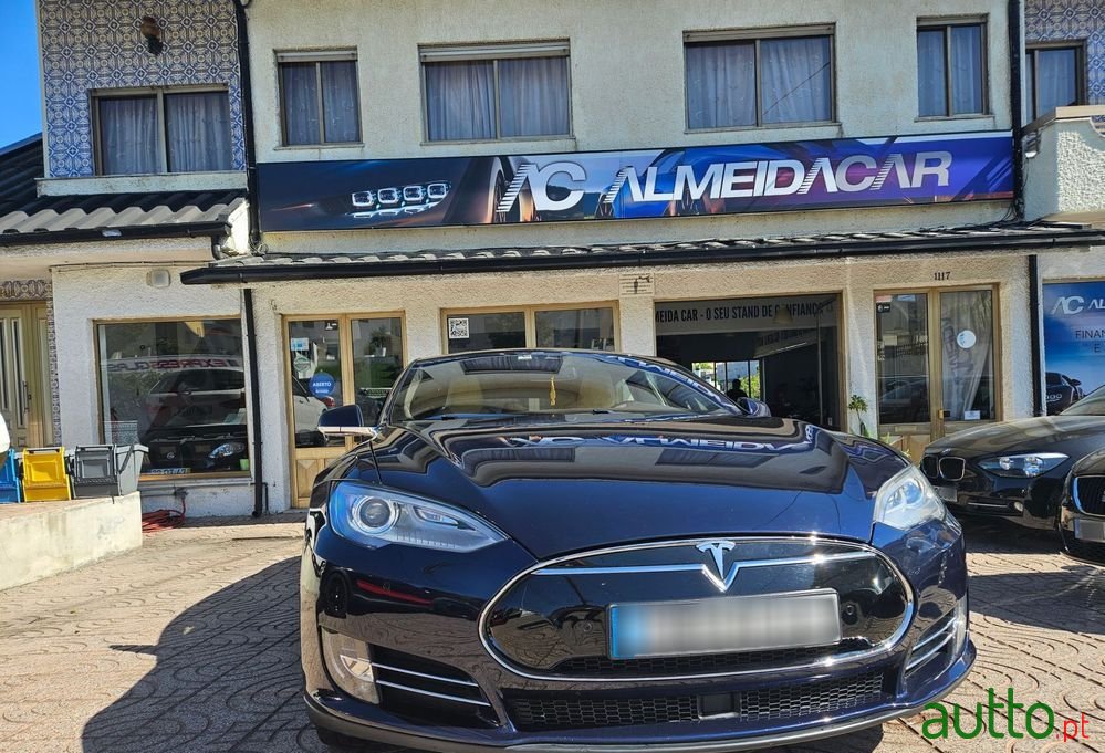 2015' Tesla Model S P85D photo #3