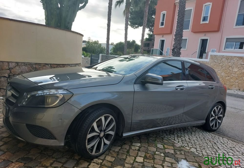 2013' Mercedes-Benz A 180 photo #6