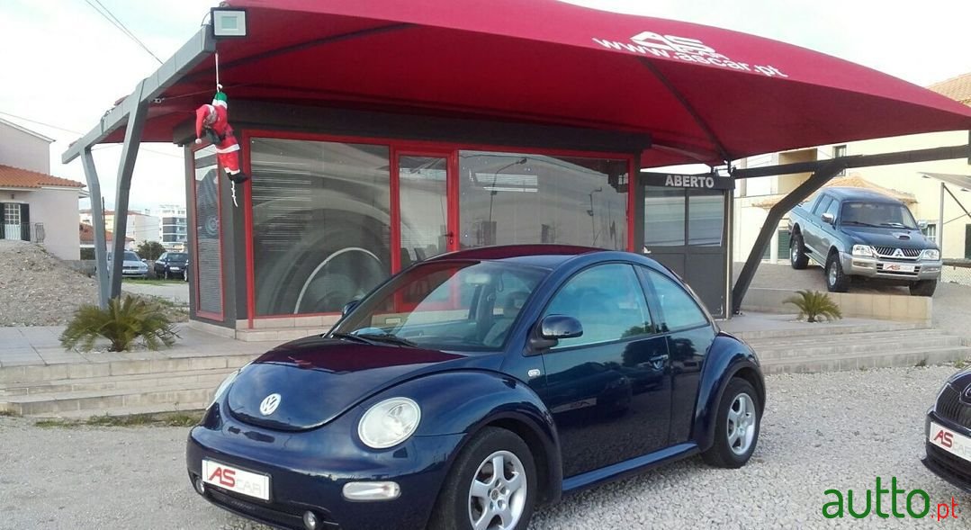 1999' Volkswagen New Beetle photo #1