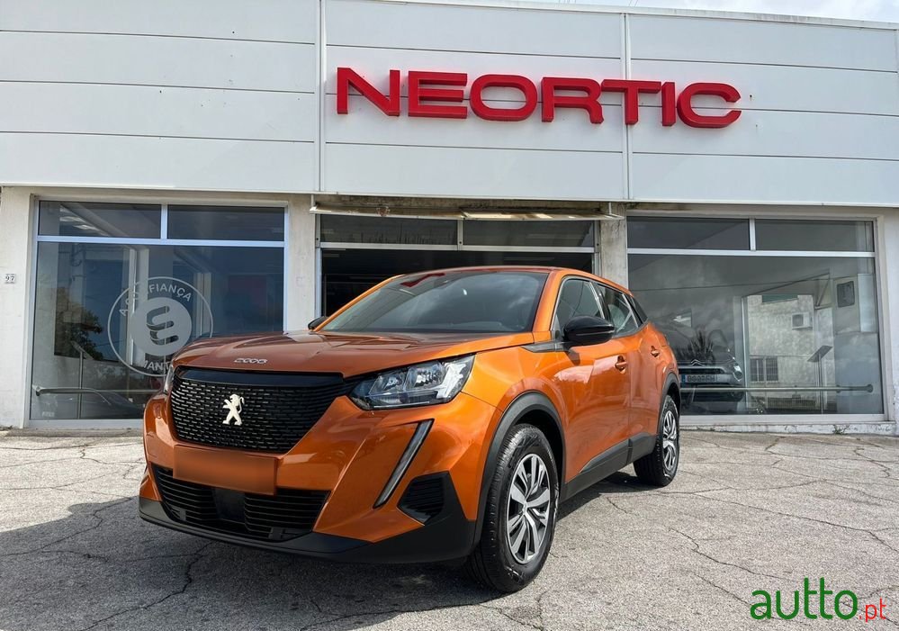 2023' Peugeot 2008 photo #1