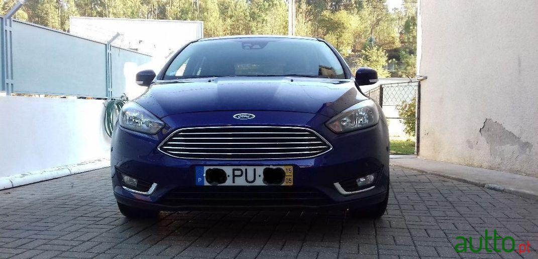 2015' Ford Focus Titanium photo #2