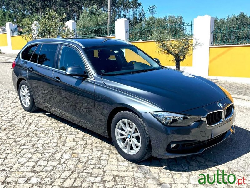 2016' BMW Série 3 D Touring Advantage photo #1