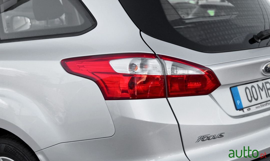 2012' Ford Focus Sw photo #4