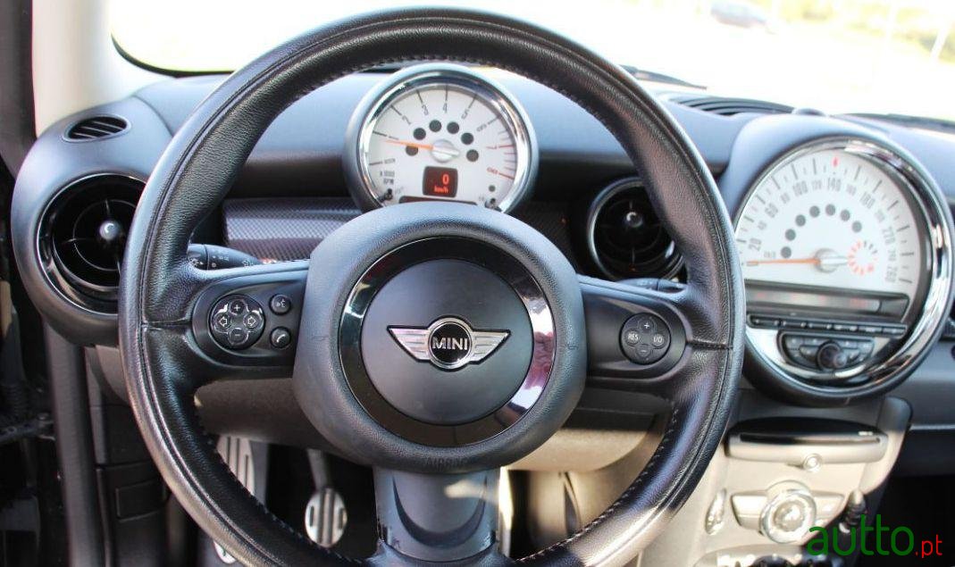 2010' MINI Cooper S photo #4