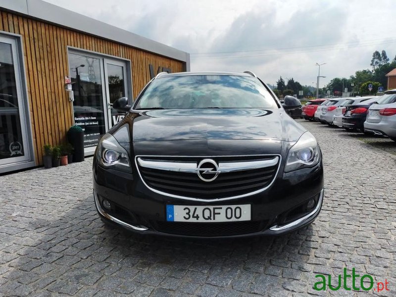 2015' Opel Insignia Sports Tourer photo #2