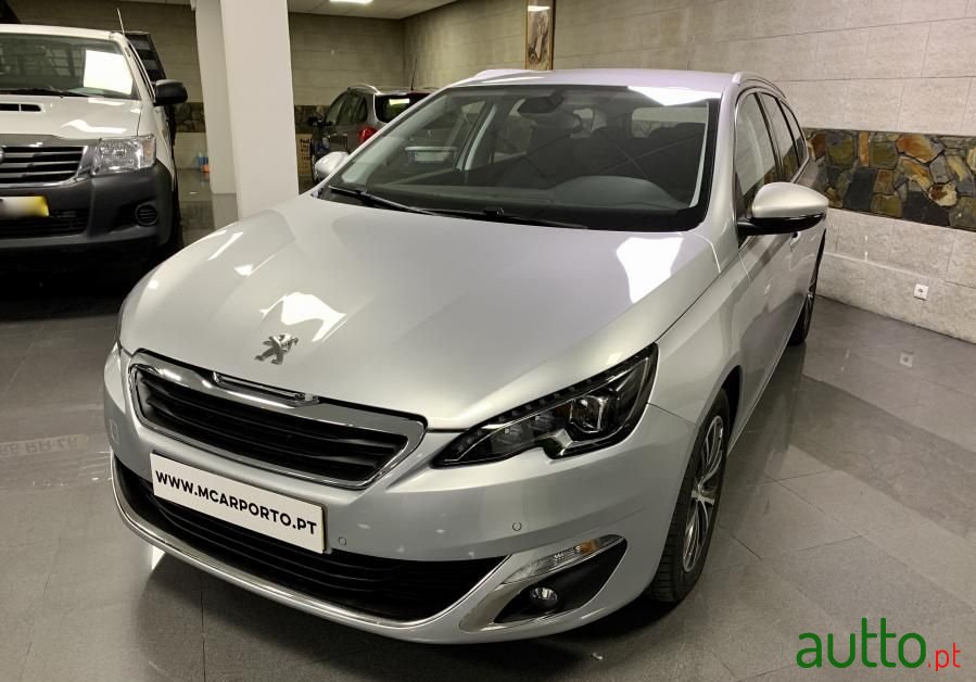 2016' Peugeot 308 Sw photo #2