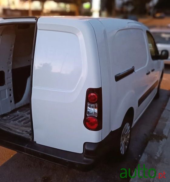 2017' Citroen Berlingo 1.6 Bluehdi Feel Etg6 photo #3