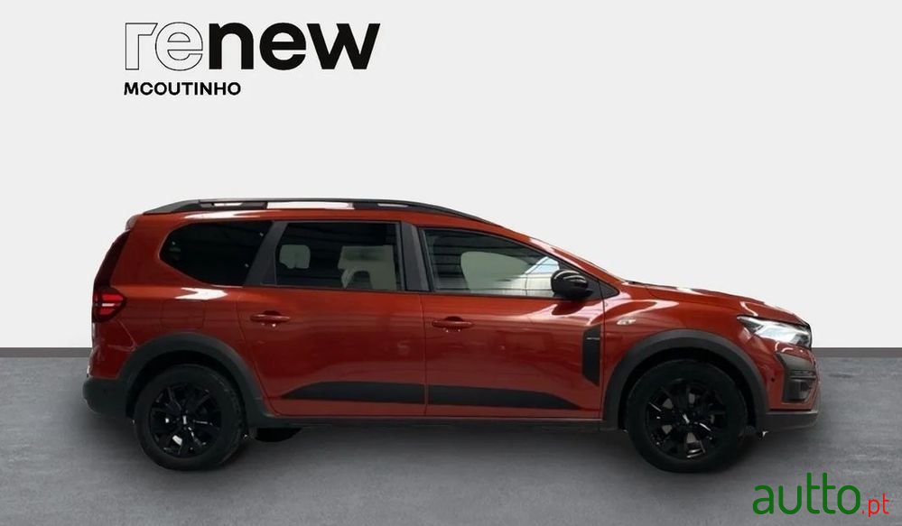 2023' Dacia Jogger photo #4