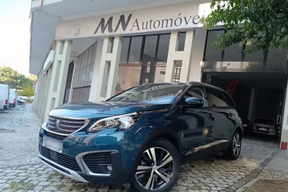 2019' Peugeot 5008