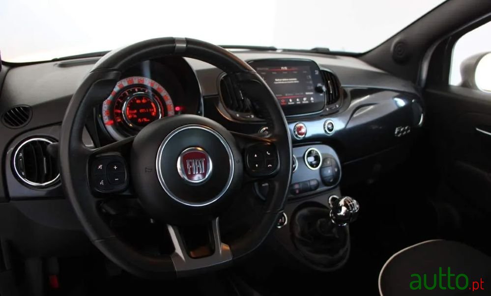 2020' Fiat 500 1.0 Hybrid Sport photo #2