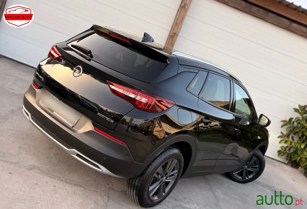 2021' Opel Grandland X 1.5 Cdti Edition photo #4