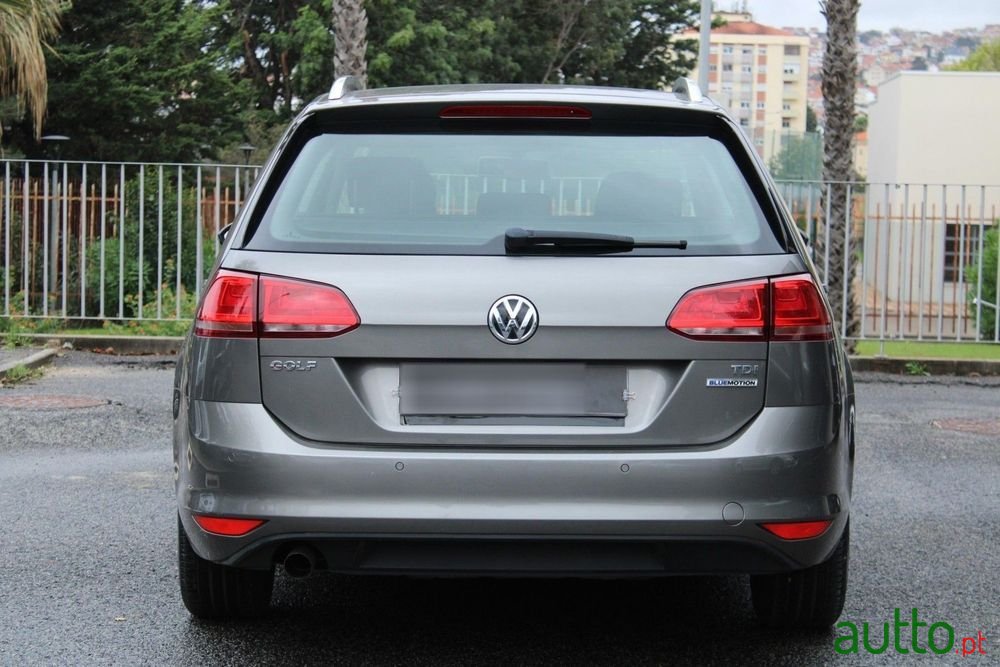 2015' Volkswagen Golf Variant photo #6