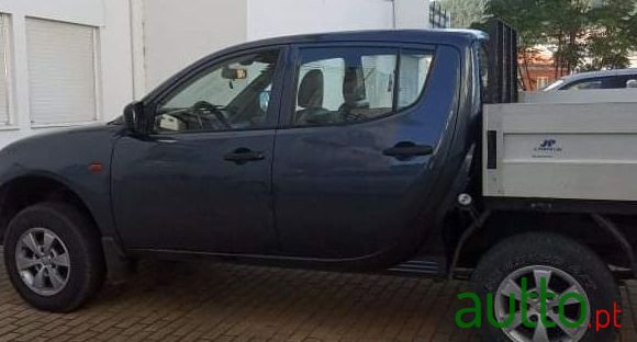 2008' Mitsubishi L200 photo #4