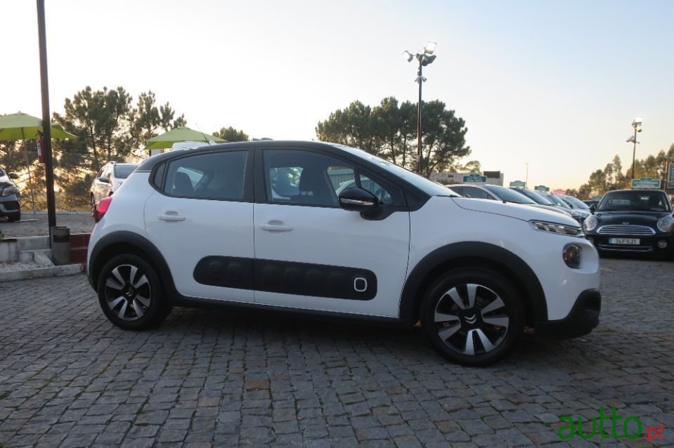 2019' Citroen C3 photo #3