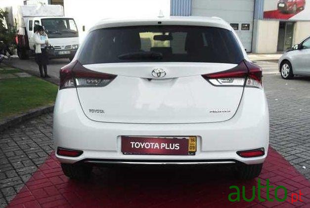 2016' Toyota Auris 1.4 D-4D Comfort+Pack Sport photo #1