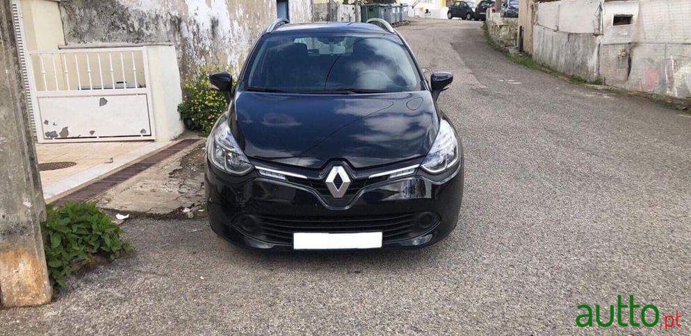 2014' Renault Clio photo #2
