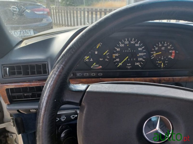 1985' Mercedes-Benz 380 photo #5