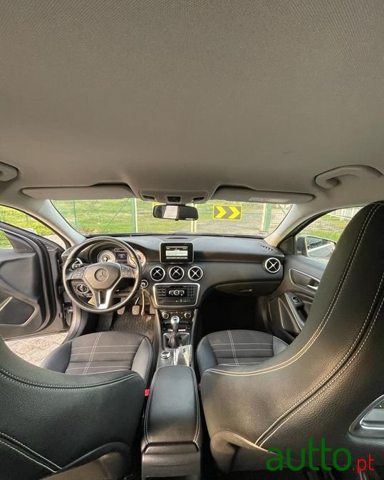 2015' Mercedes-Benz 180 photo #5