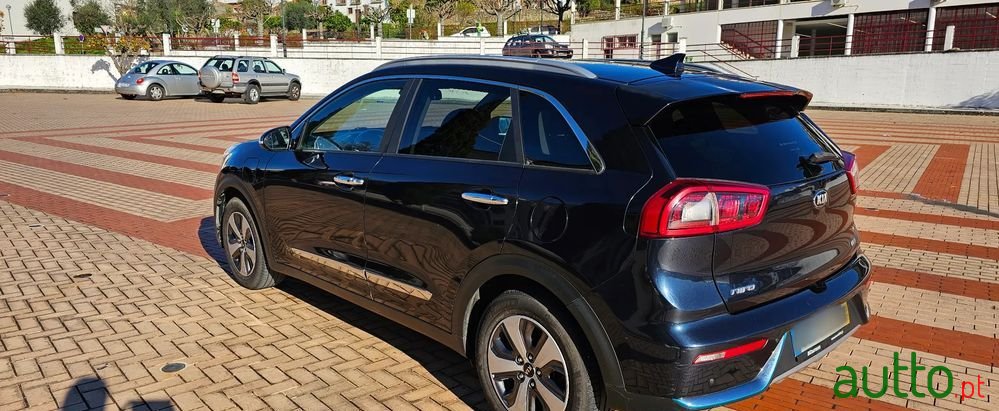 2018' Kia Niro 1.6 Gdi Phev Tx photo #6